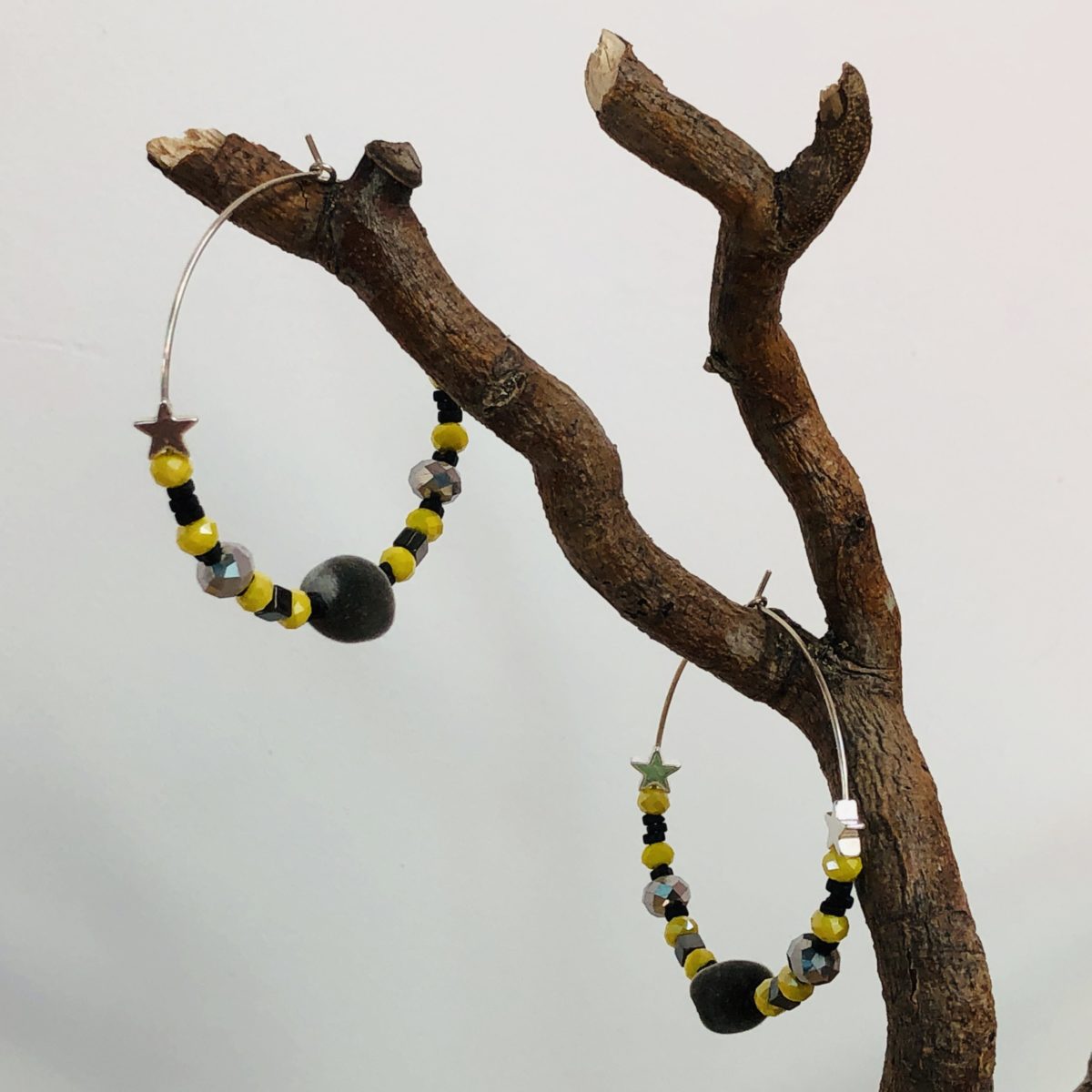 grandes creoles argent zanzibar jaune arbre scaled