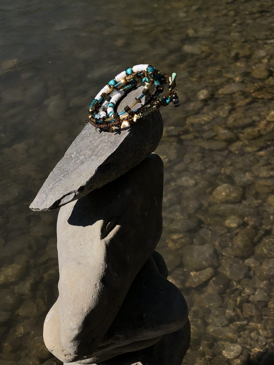 Zenroules tours dore turquoise rocher